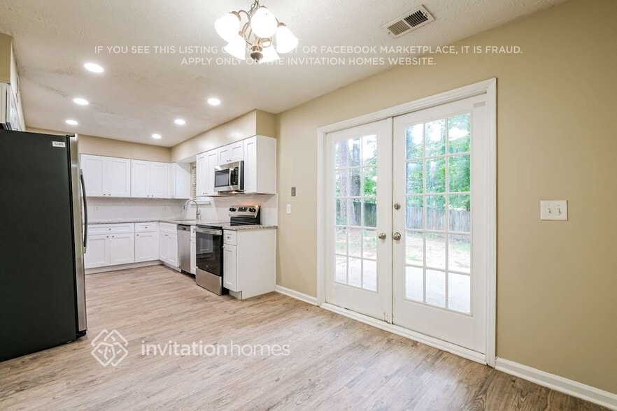 Building Photo - 4562 Hickory Forest Dr NW