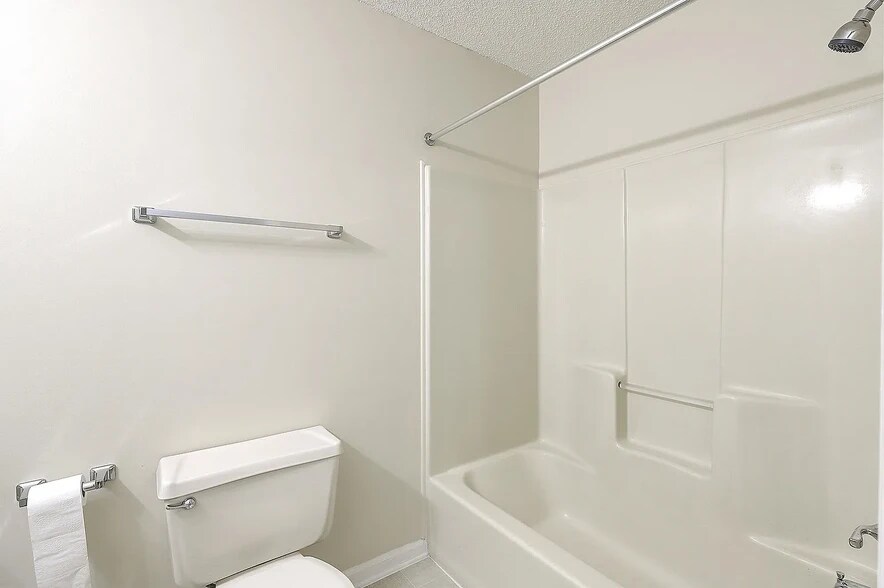 Bathroom 2 - 106 Mayrant St