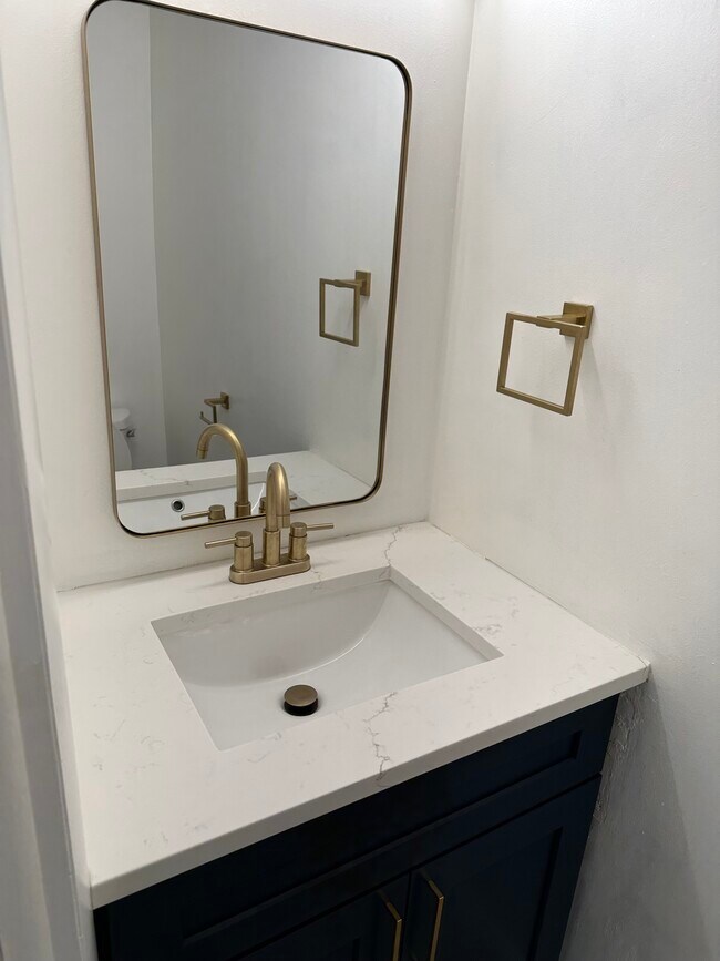 Half Bathroom downstairs - 3916 SW 67th Way
