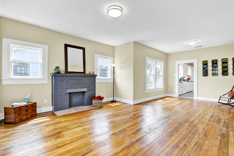 Building Photo - 1719 McKinley Ave