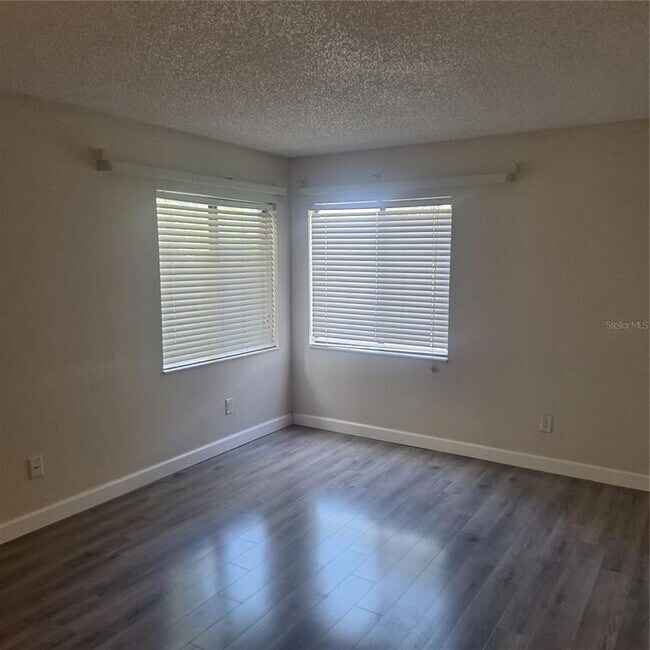 Building Photo - 2377 Lake Heather Heights Ct