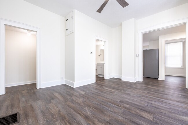 Building Photo - Detroit