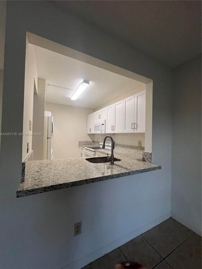 Building Photo - 14861 SW 104th St