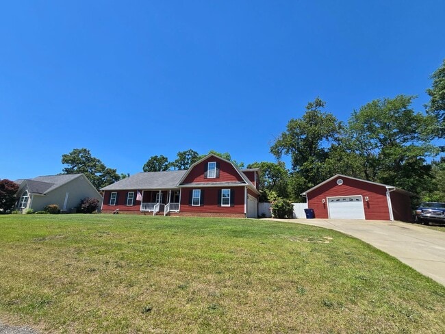 Building Photo - 441 Corsegan Rd