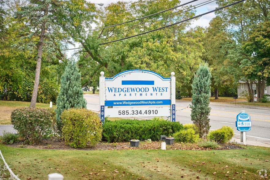 Primary Photo - Wedgewood West