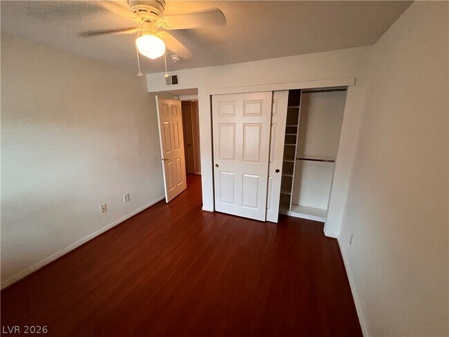 Building Photo - 231 W Horizon Ridge Pkwy