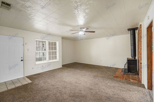 Building Photo - 14732 Oakwood Ln