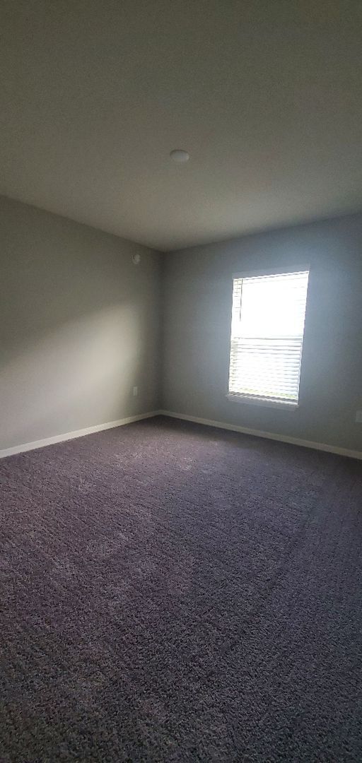 Building Photo - 4-Bedroom, 2-Bathroom in Villamar Winter Haven