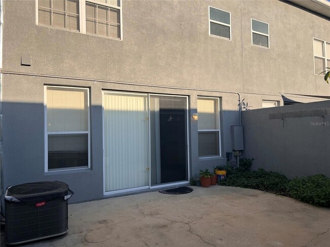 Building Photo - 6282 Westcott Cove Blvd