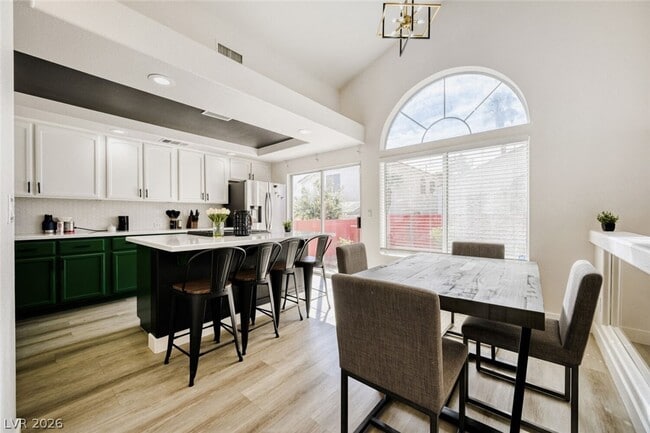 Building Photo - 8705 Texas Ranger Ave