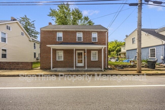 Building Photo - 106 Potomac St