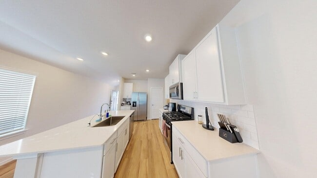 Building Photo - 14134 Granger Pointe Ln