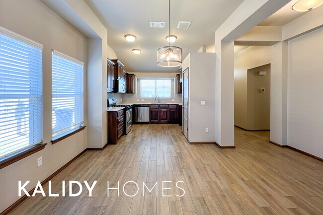 Building Photo - 12933 NW 3rd Terrace