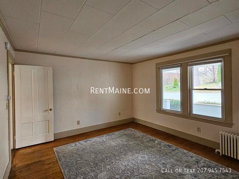 Building Photo - 45 Oxford St