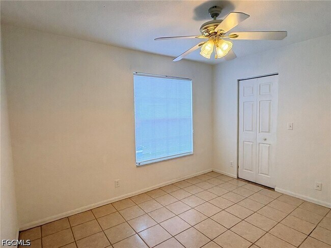 Building Photo - 8079 Pacific Beach Dr