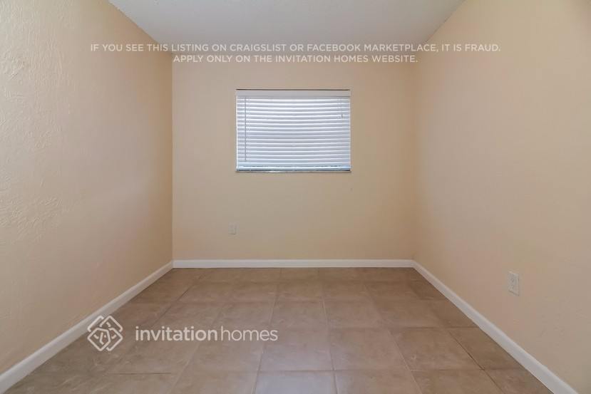 Building Photo - 11421 NW 30th St