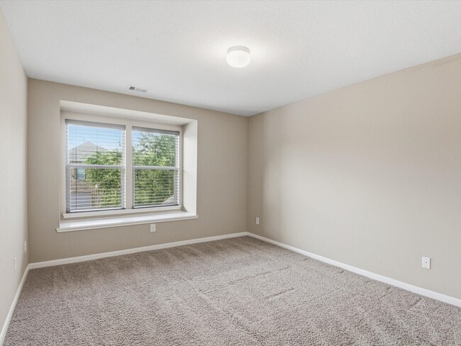 Building Photo - 16515 Williamstown Dr