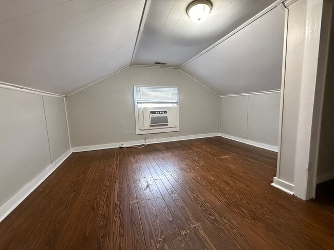 Building Photo - Great 3 bedroom Craftsman in Paducah for rent