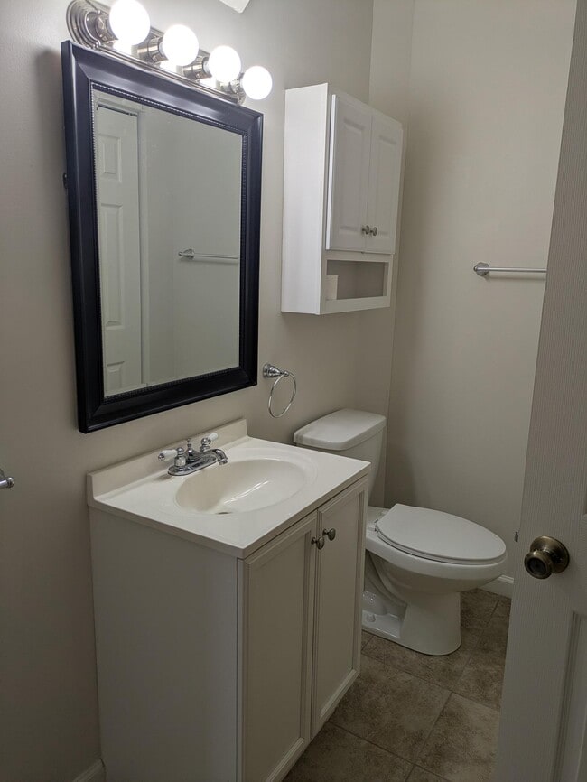 Building Photo - 6229 Colgate Rd