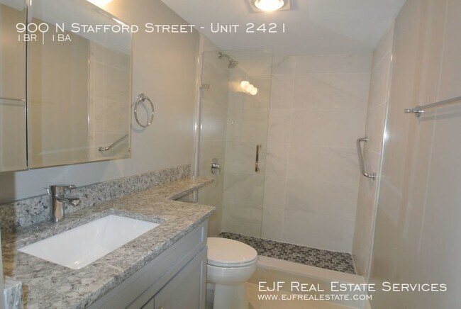 Building Photo - 900 N Stafford St