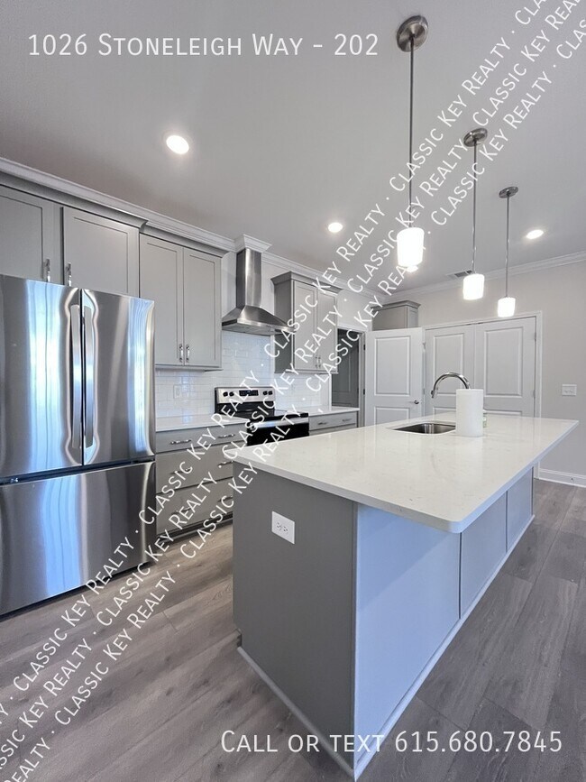 Building Photo - 1026 Stoneleigh Ln