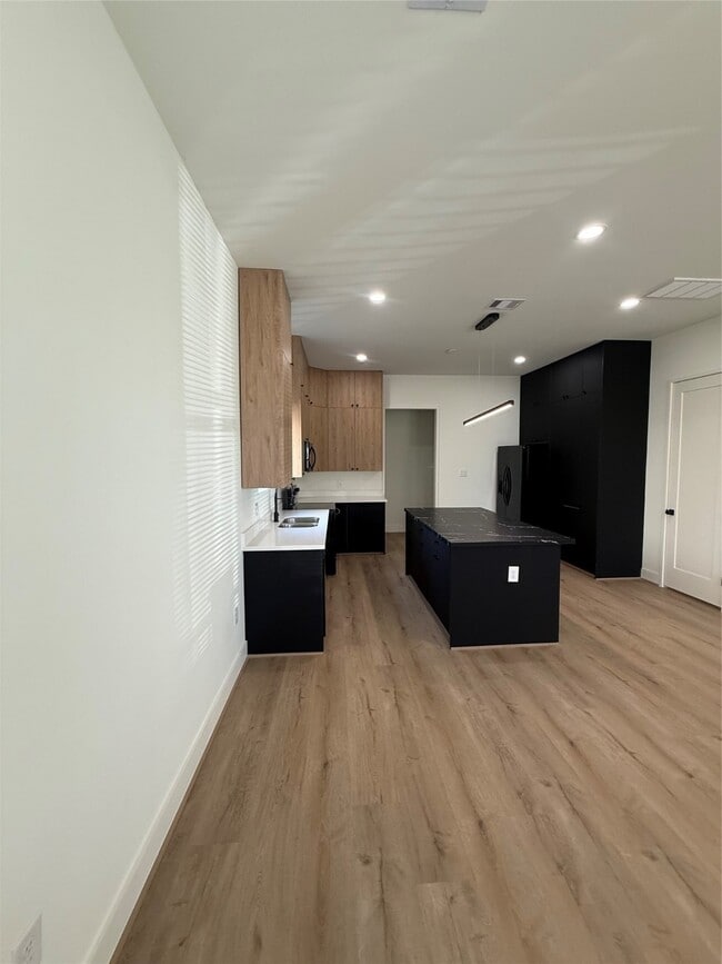 Building Photo - 1815 McKee St