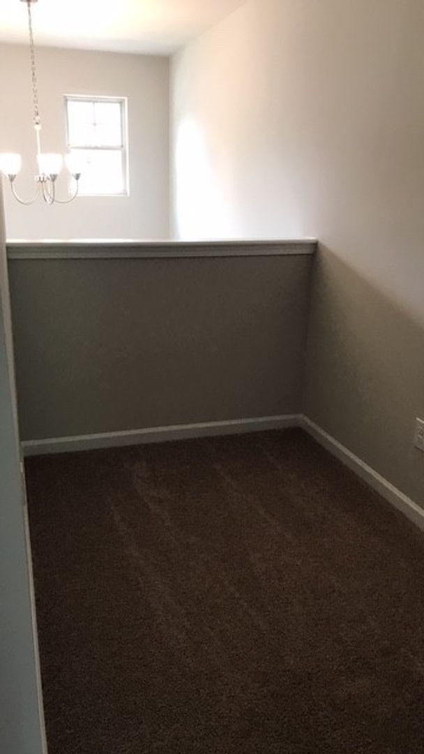Building Photo - 4 Bedroom Single Family Home in Ellenwood ...