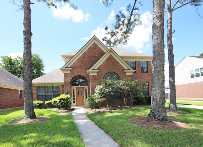 Primary Photo - 10419 Pearl Dr
