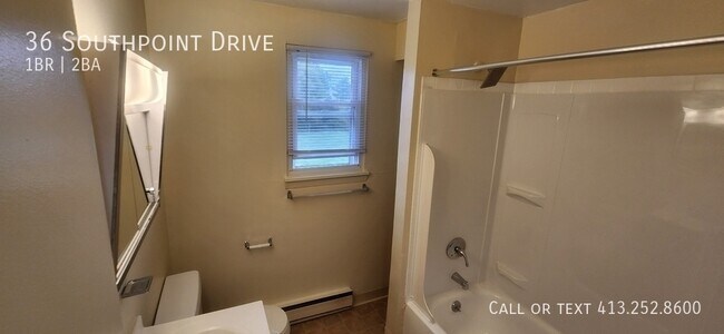 Building Photo - 36 Southpoint Dr