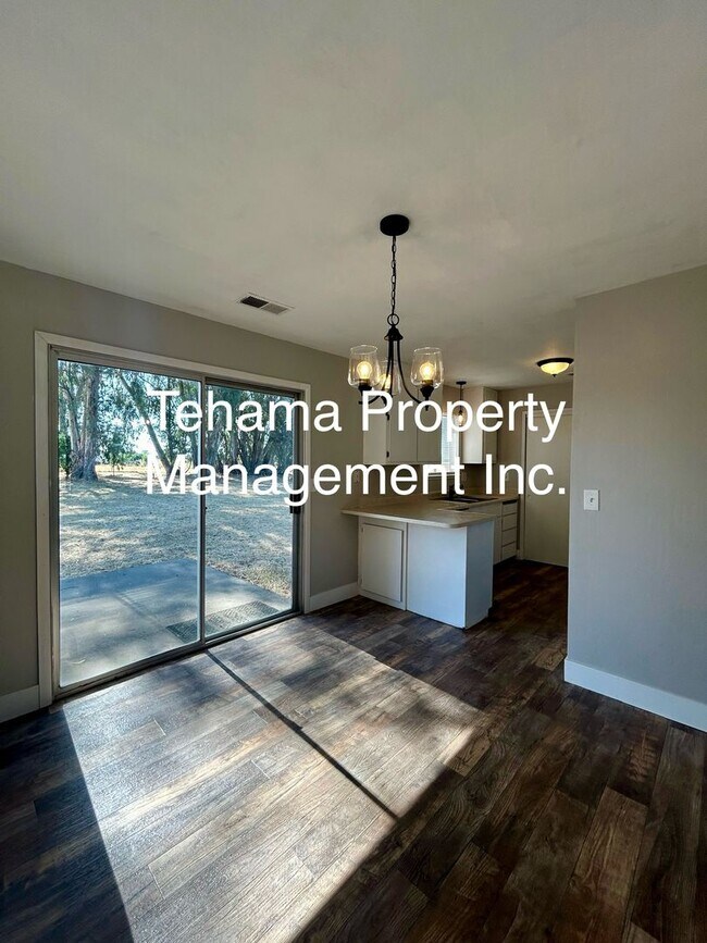 Building Photo - Charming 3 bedroom 2 bath home in Corning