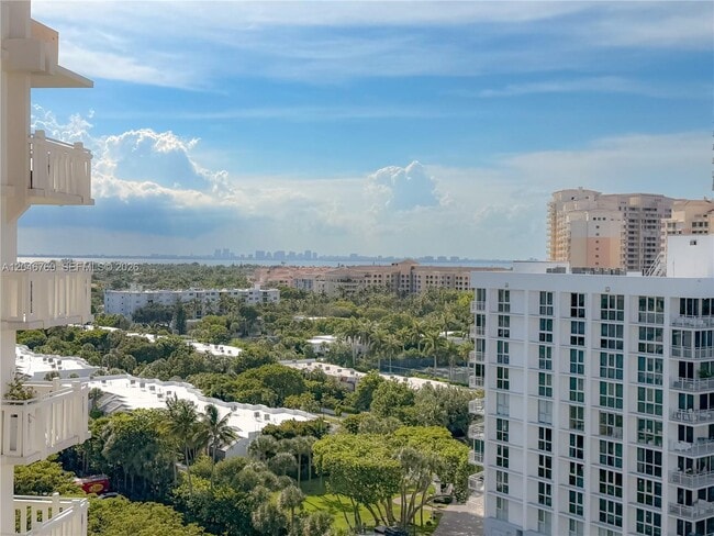 Building Photo - 1111 Crandon Blvd