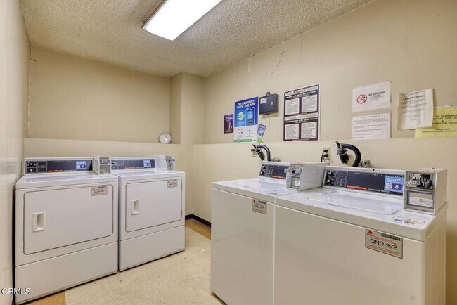 Building Photo - 1299 Cordova St