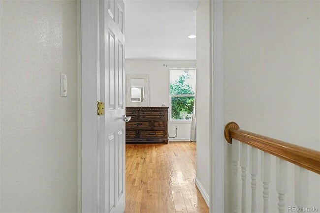 Building Photo - 11467 E Amherst Cir S