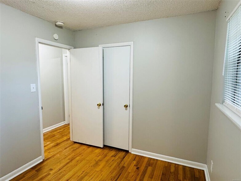 Building Photo - 1619 Yancey Ave