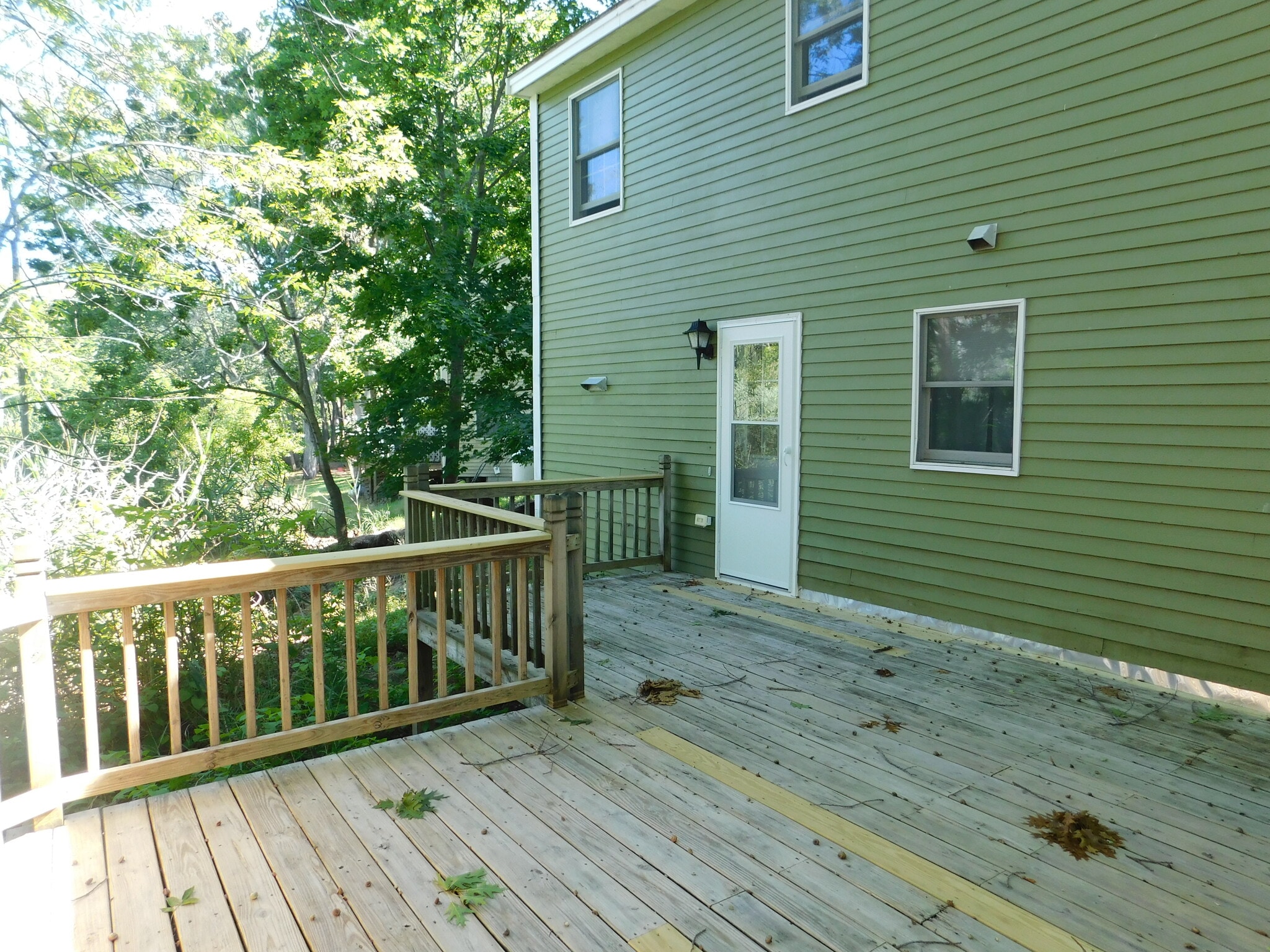 Building Photo - 4 Willow Creek Ln