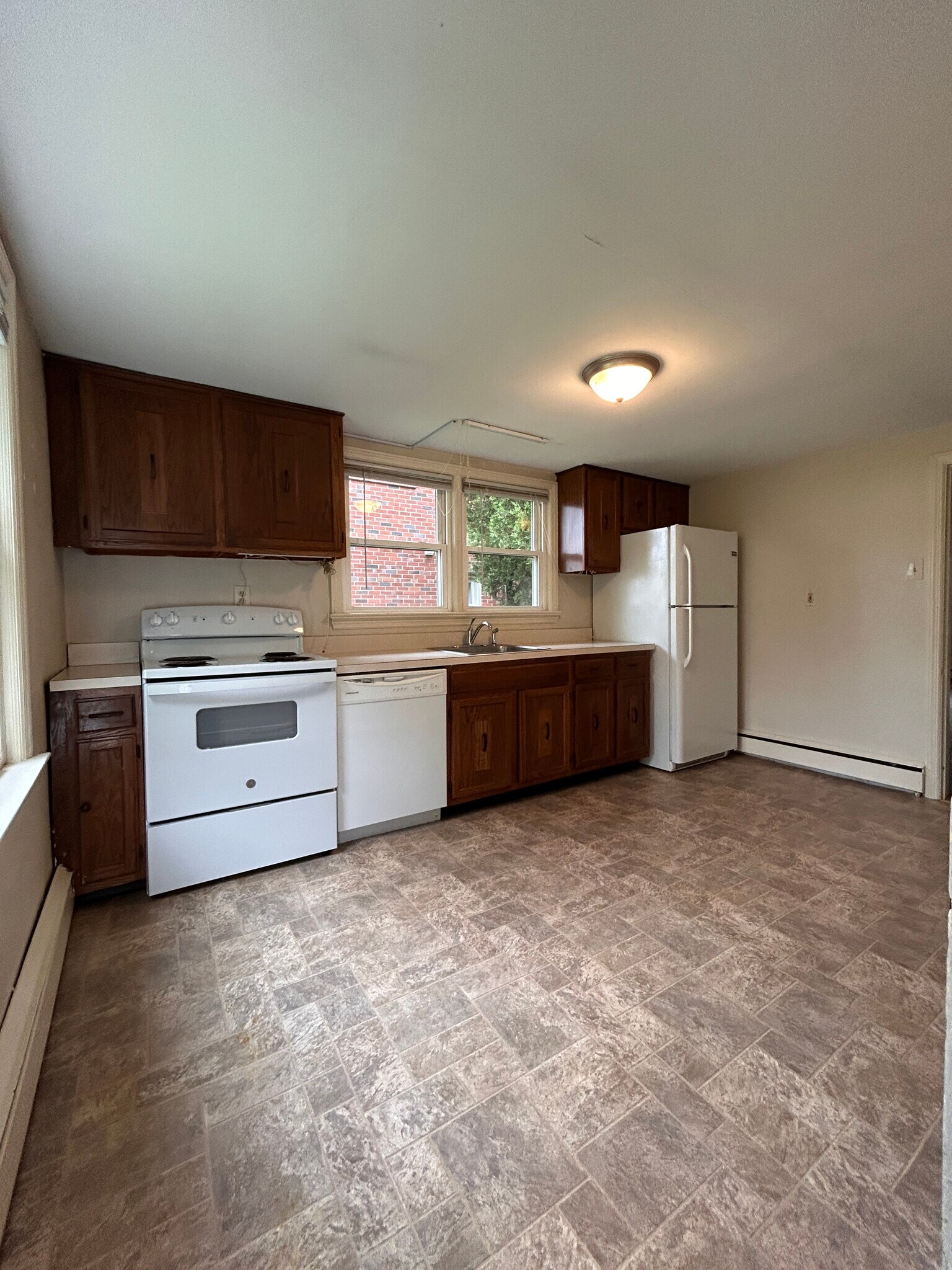Building Photo - 131 Sharpless St