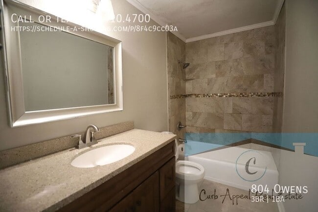 Building Photo - 804 Owens-