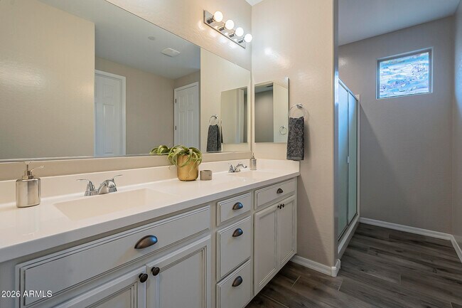 Building Photo - 11628 W Andrew Ln