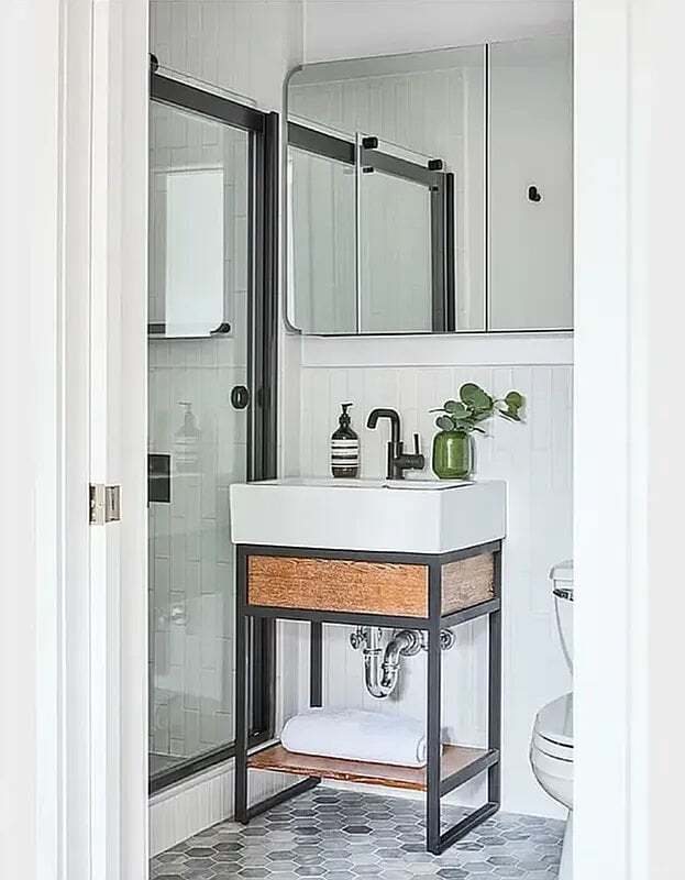 Building Photo - 10 Rutgers St