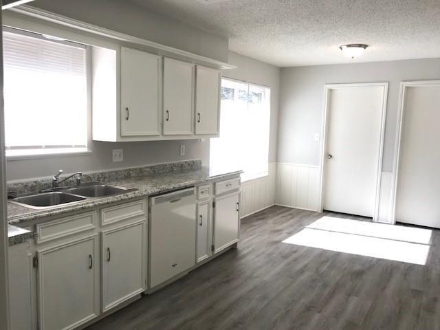 Building Photo - 2317 Saharah Dr