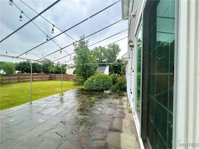 Building Photo - 1 Monta Vista Ct