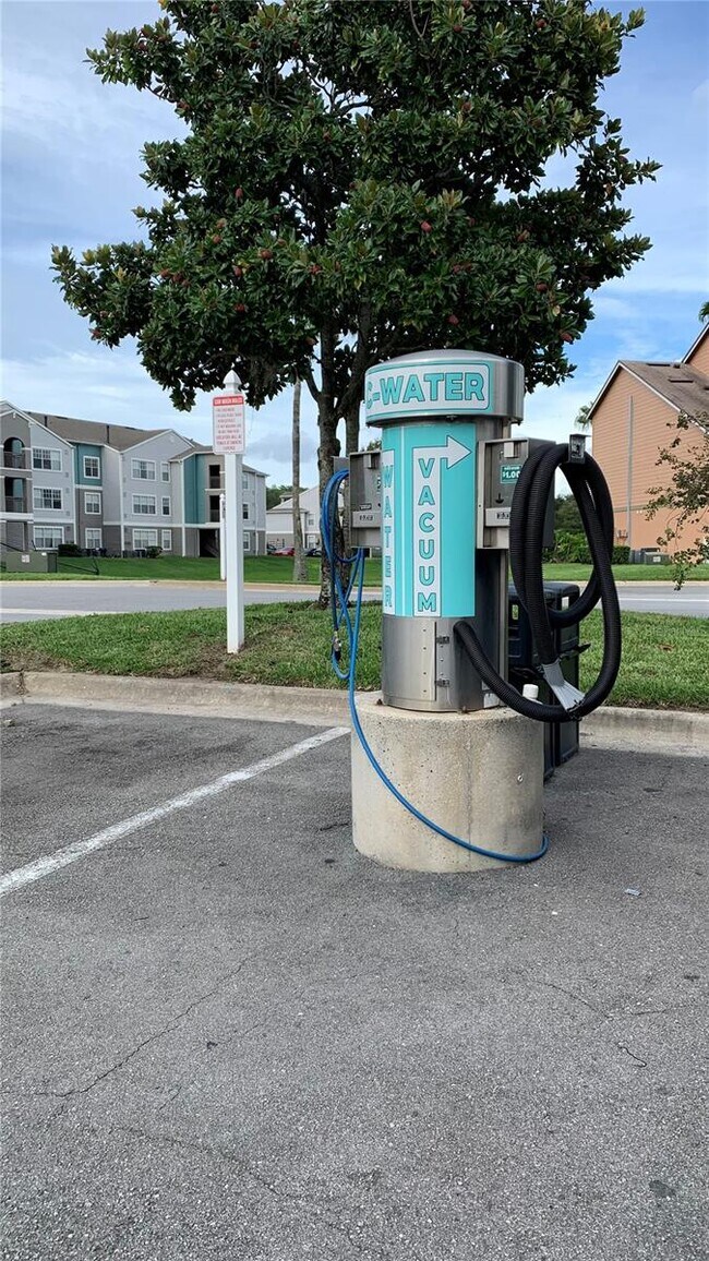 Building Photo - 2210 Grand Cayman Ct