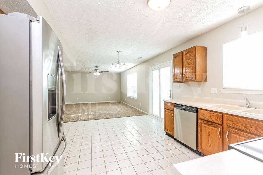 Building Photo - 1580 Winding Creek Trail