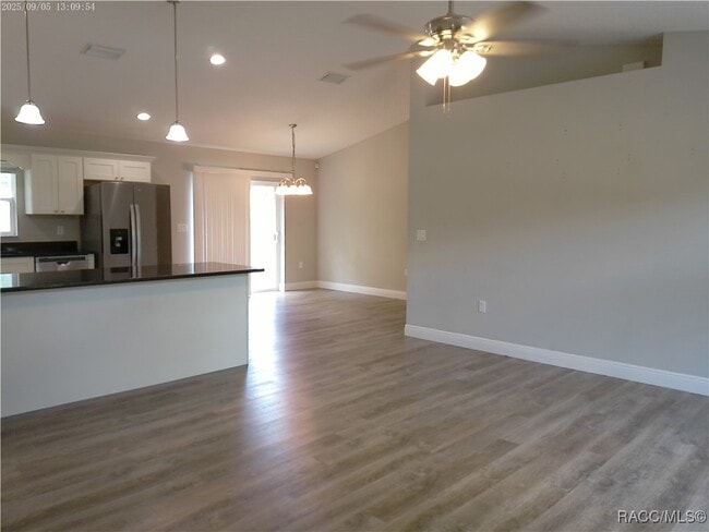 Building Photo - 9252 N Agatha Dr