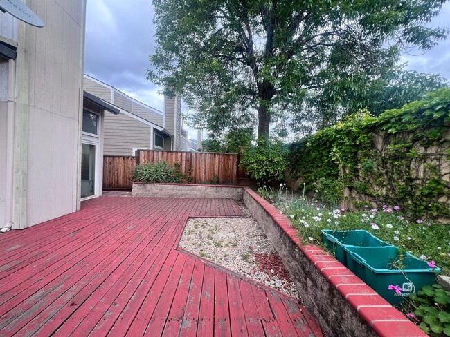 Building Photo - Two Story 3 Bed/Bath Single Family Home In Milpitas, Ca. For Rent!!! $500 OFF FIRST MONTHS RENT!