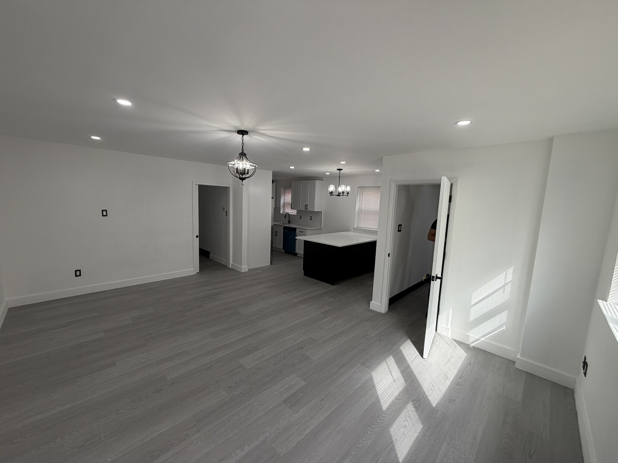 Building Photo - 237 S Parkway