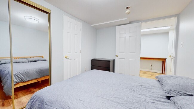 Building Photo - Fully Renovated 4BR/1.5BA on Science Hill | New Everything | Steps to Yale