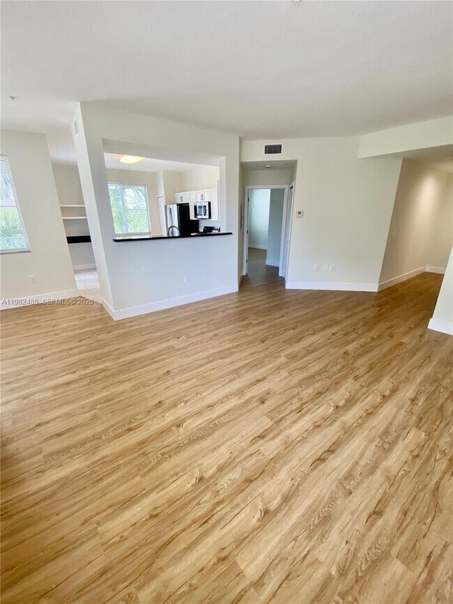 Building Photo - 11032 Legacy Dr