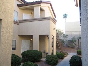 Building Photo - Condo on 2nd floor - Move-in Ready - 3 bed...