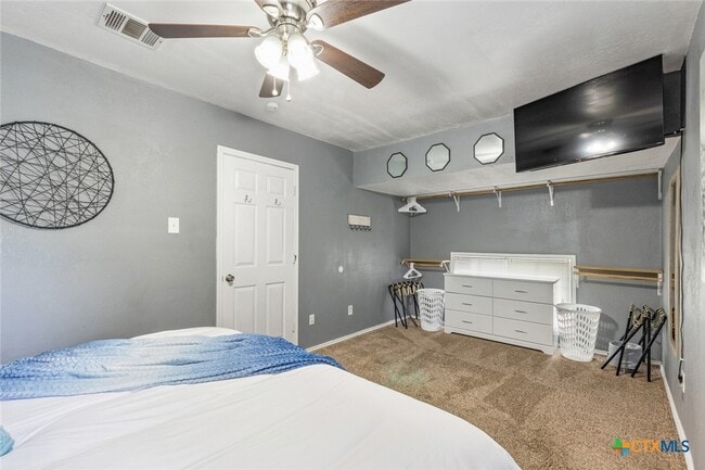 Building Photo - 1609 S 39th St